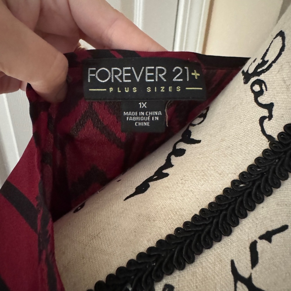 Geometric Patterned Deep Red  Top - Picture 3 of 5